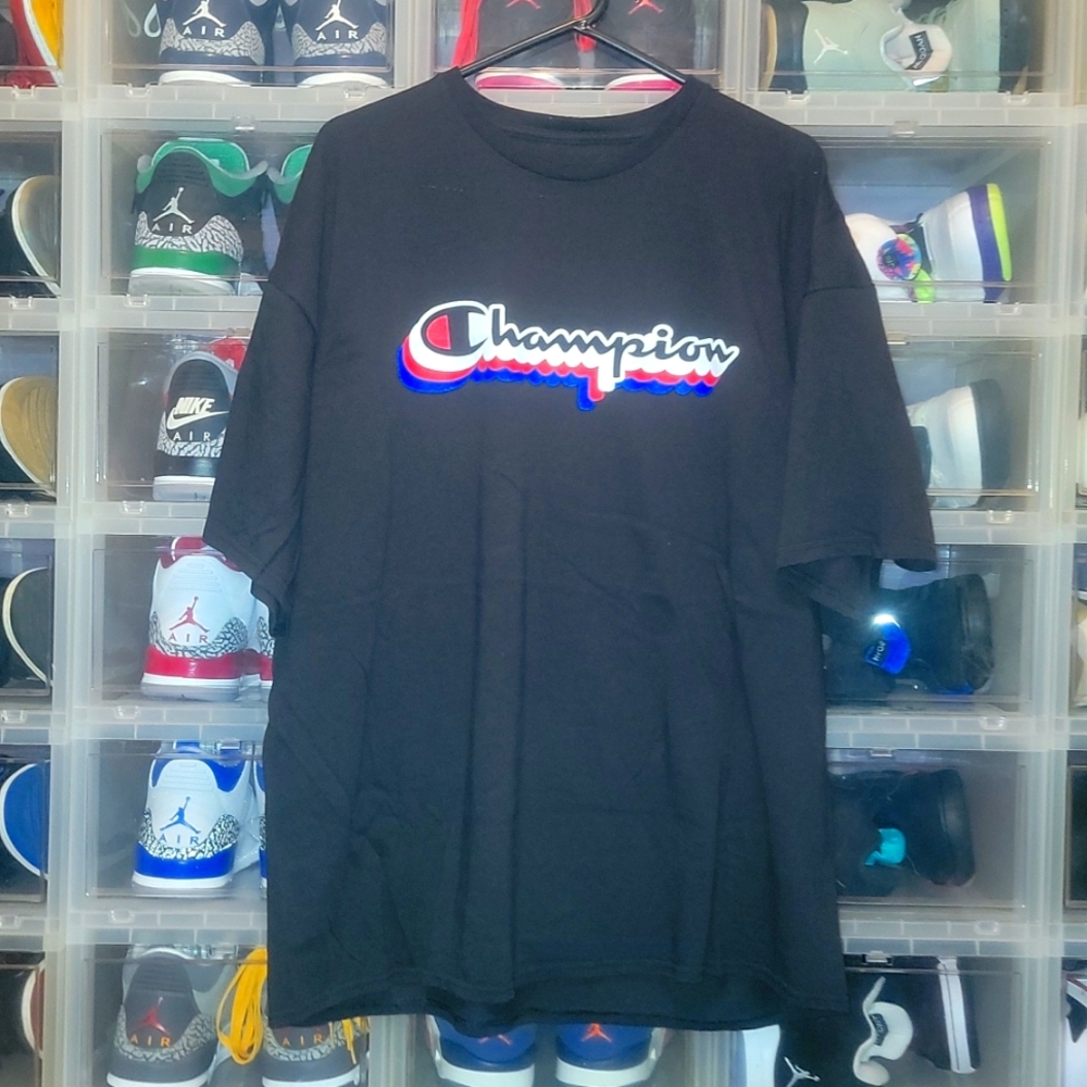 Champion T-Shirt